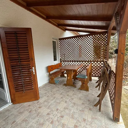 Small House Nyaraló *